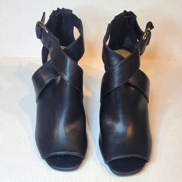 APT. 9 Black Peep Toe Block Heel Sandals - Picture 2 of 9